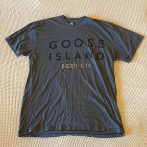 Goose island beer co. T-shirt.